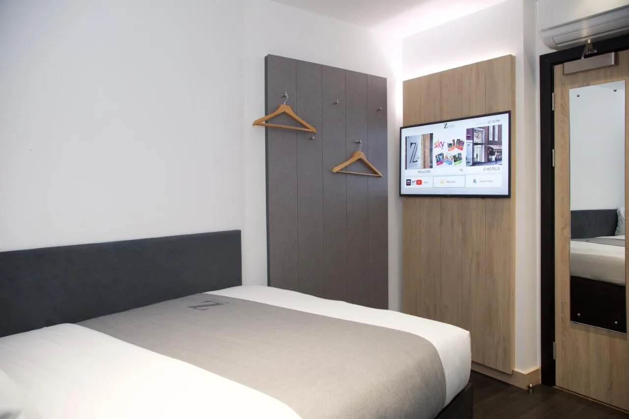 Double Room - No Window